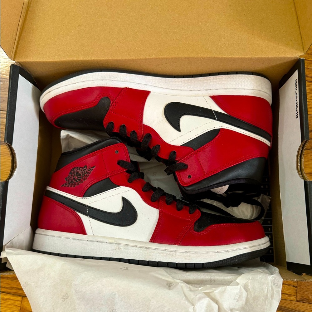 nike air jordan mid 1 size 8 black and red and white SAME DAY SHIP
